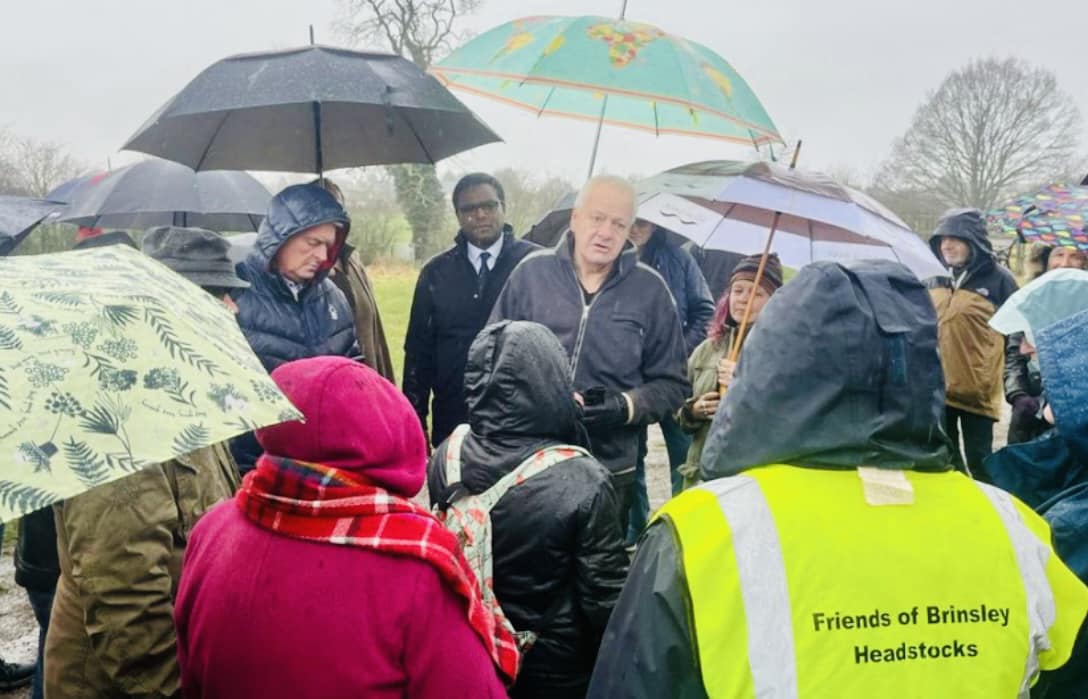 Milan at Brinsley headstocks with local residents